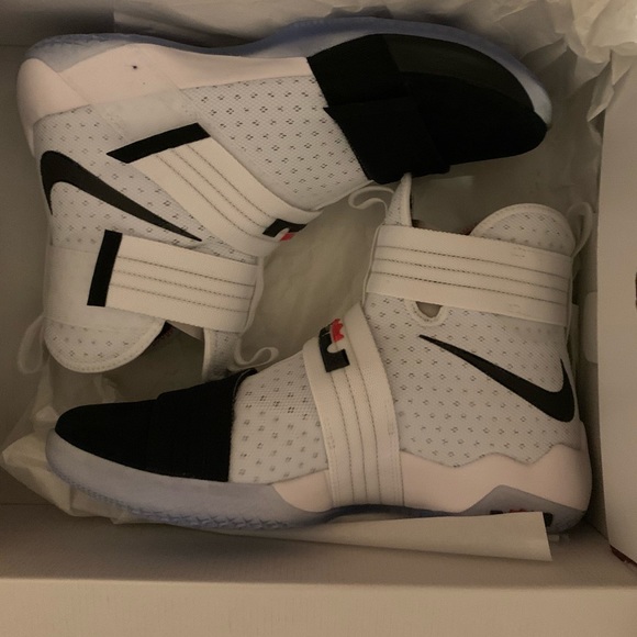 lebron james soldier 10 sfg